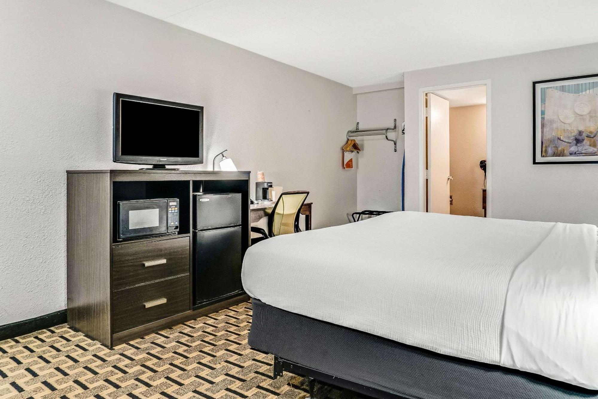 Quality Inn Detroit Downtown Екстериор снимка