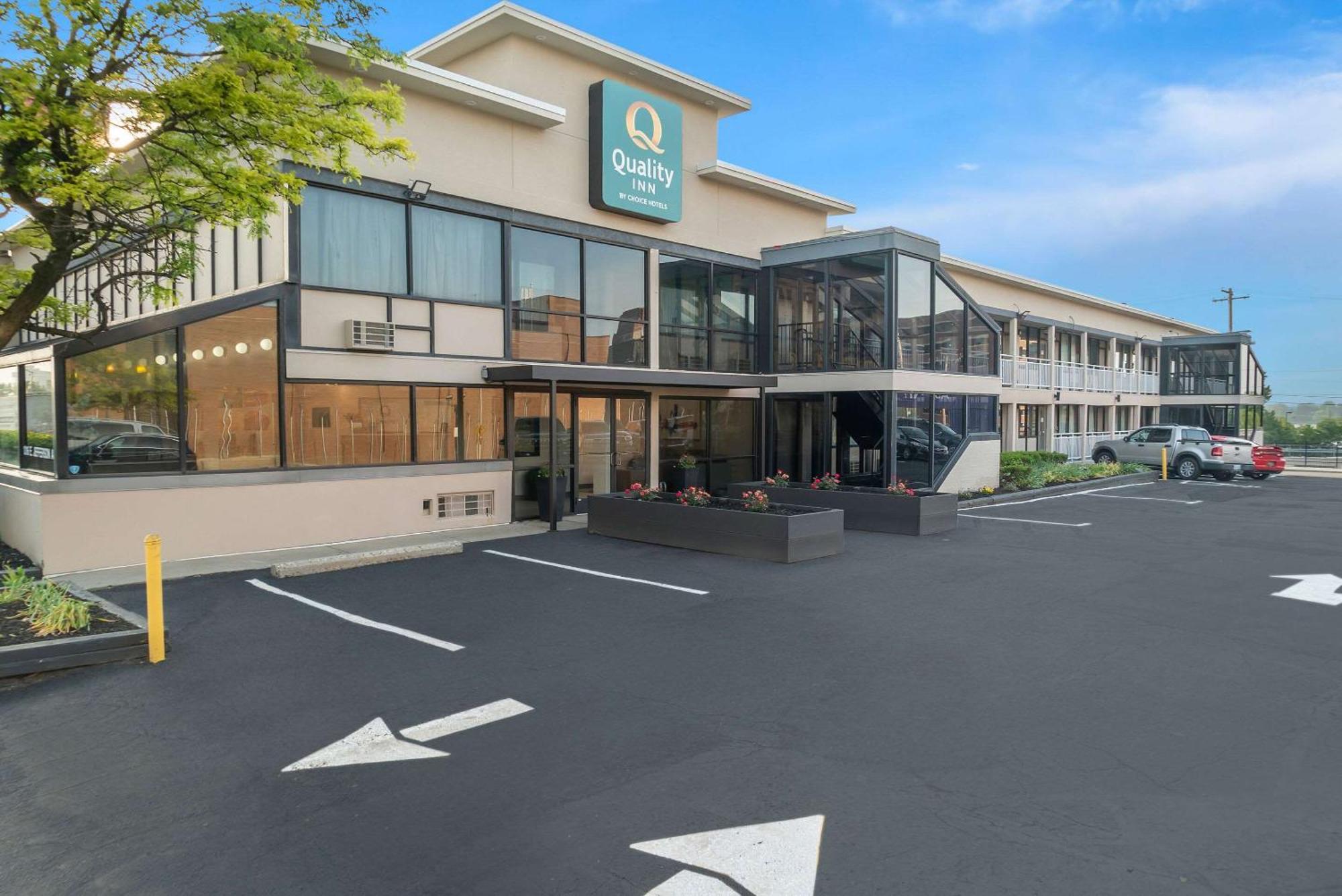 Quality Inn Detroit Downtown Екстериор снимка