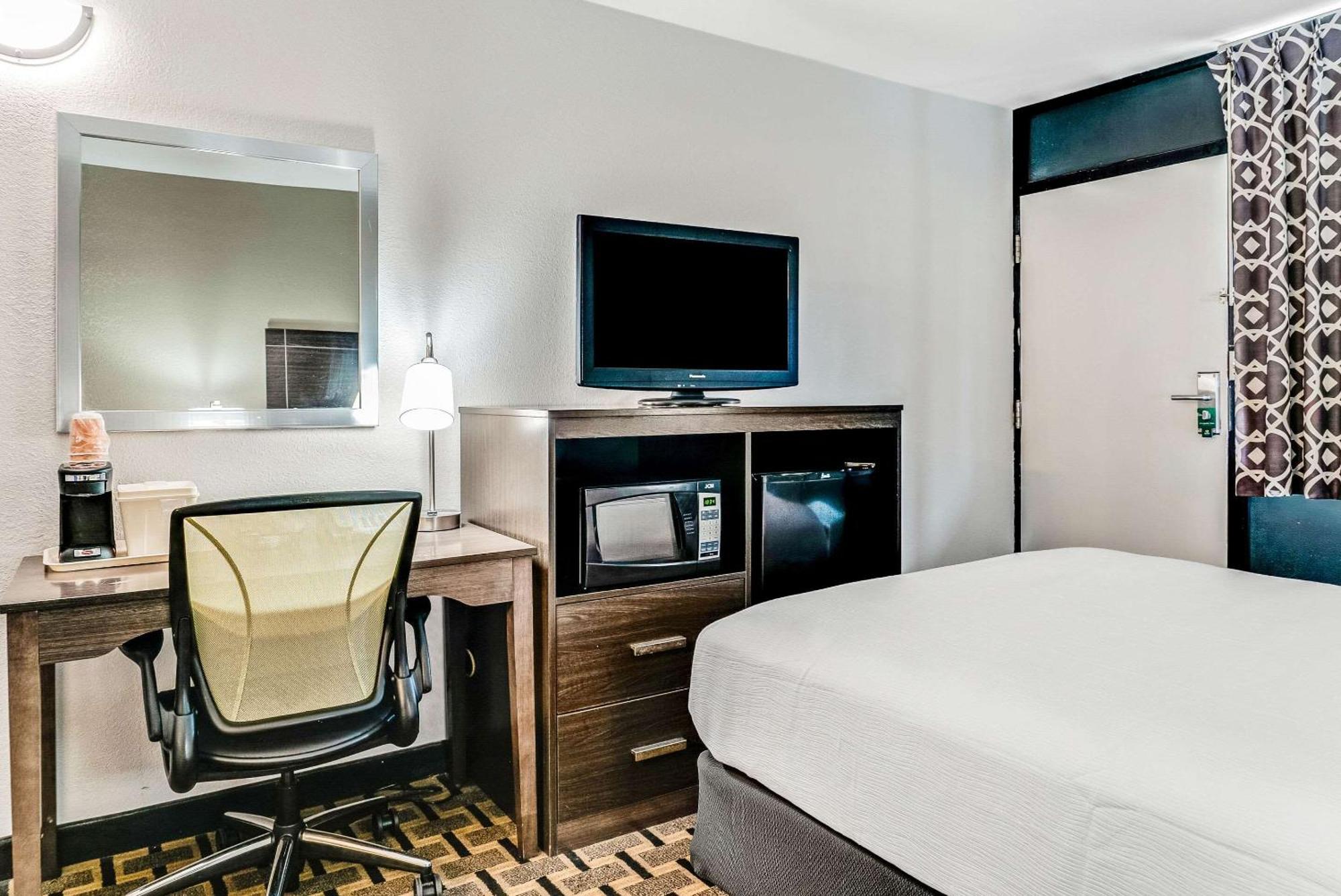 Quality Inn Detroit Downtown Екстериор снимка