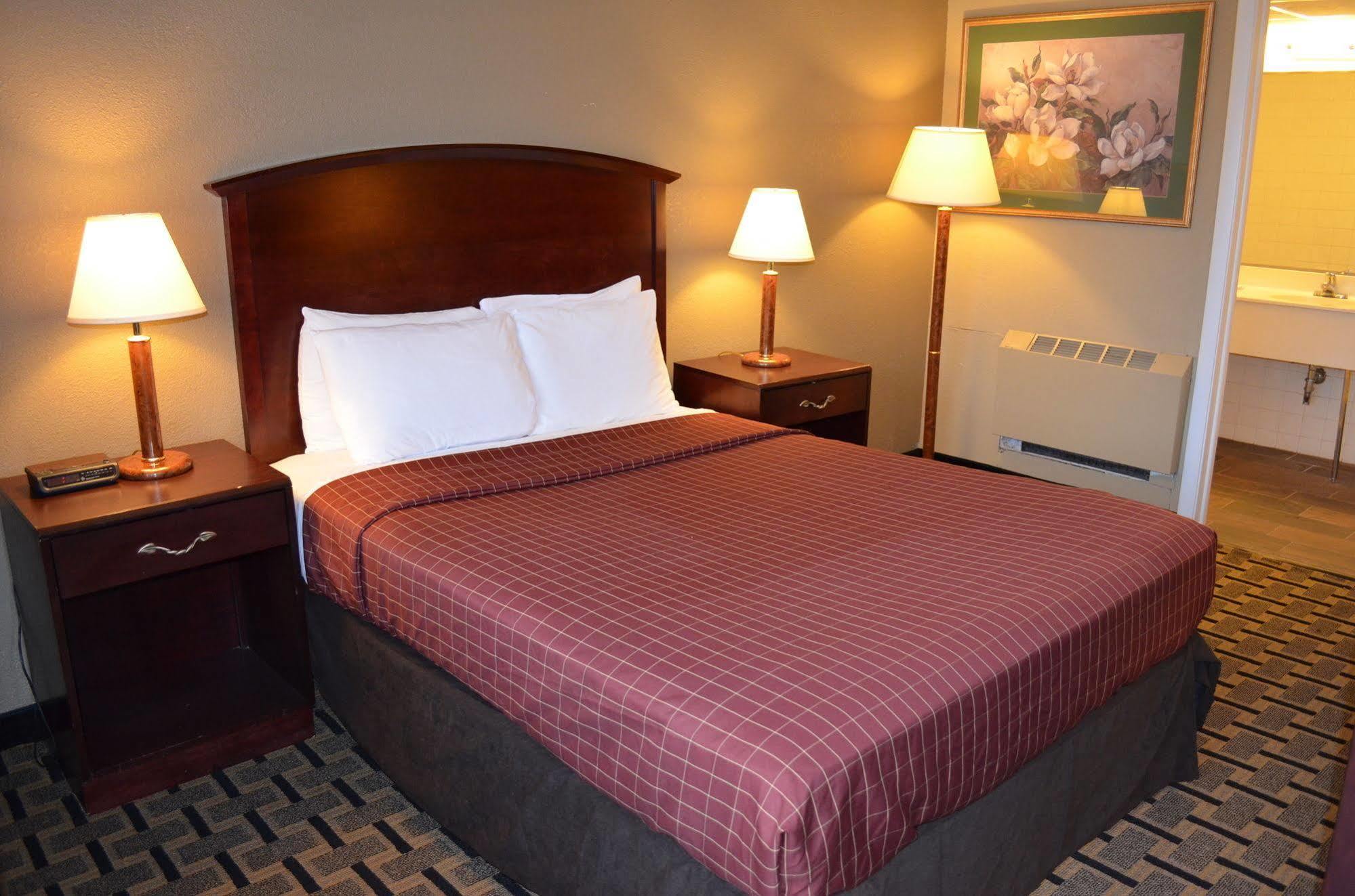 Quality Inn Detroit Downtown Екстериор снимка